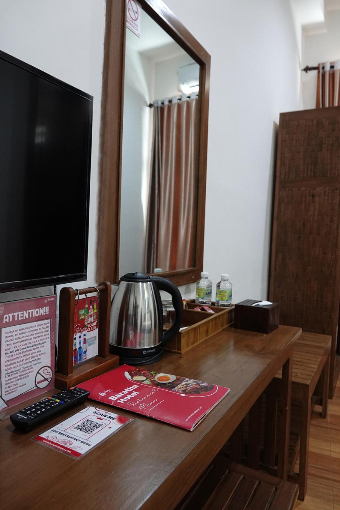Baratha Hotel & Resto Bondowoso Ngoại thất bức ảnh