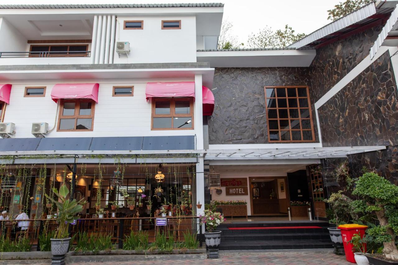 Baratha Hotel & Resto Bondowoso Ngoại thất bức ảnh