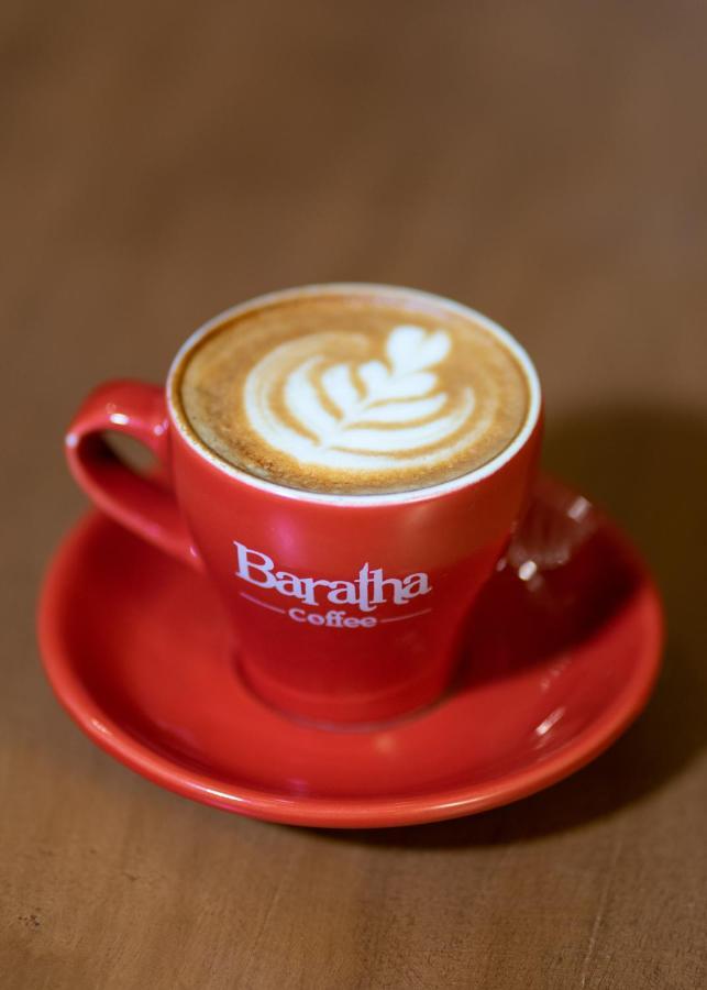 Baratha Hotel & Resto Bondowoso Ngoại thất bức ảnh